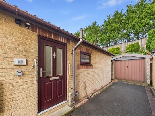 2 bedroom house to rent - Photo 1