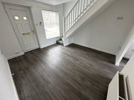 2 bedroom terraced house to rent - Photo 3
