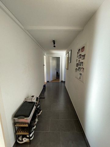 Grosszügige Charmante Wohnung zu vermieten - Foto 4