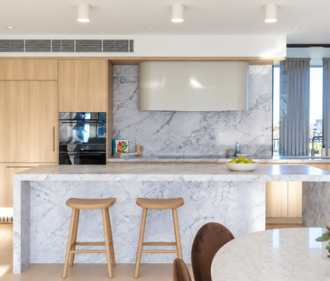 Brand-New Architectural Luxury in the Heart of Thirroul - Photo 4