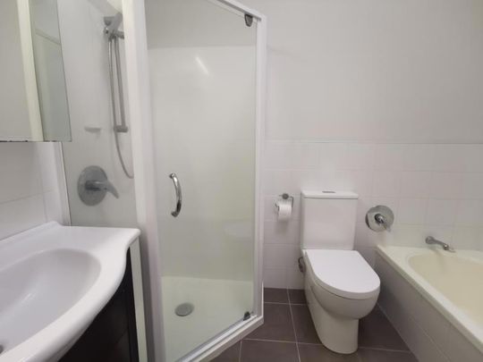 Birkenhead, 46 Colonial Road - Photo 1