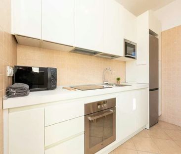 Via Lattanzio, Milan, Lombardy 20137 - Photo 2