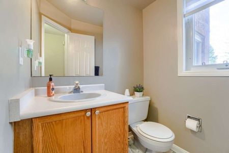 For Lease - 2550 Thomas Street Unit# 47, Mississauga, Ontario - Photo 2