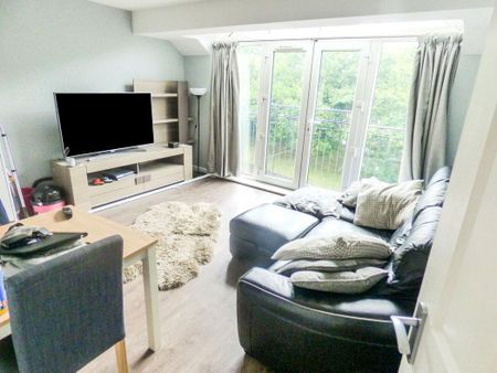 2 bed apartment to rent in NE16 - Photo 3