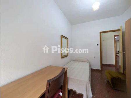 Piso en alquiler en Ciudad Jardín-Zoco - Photo 5