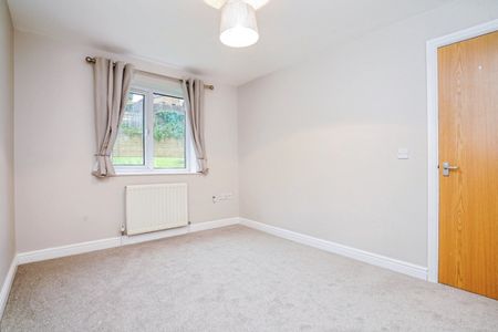 2 Bed Flat, Chantry Court, LS27 - Photo 4