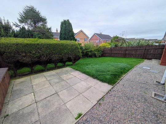 81e Movilla Road, Newtownards, BT23 8RQ - Photo 1