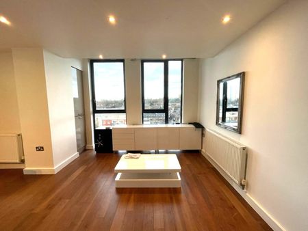 2 Bed Flat, Centrillion Point, CR0 - Photo 2