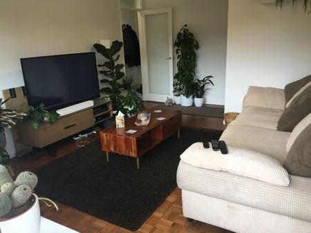 ATHELNEY COURT, GERVIS ROAD - Photo 4