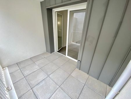 Location Appartement 2 pièces 43m² LYON 3ème - Photo 4
