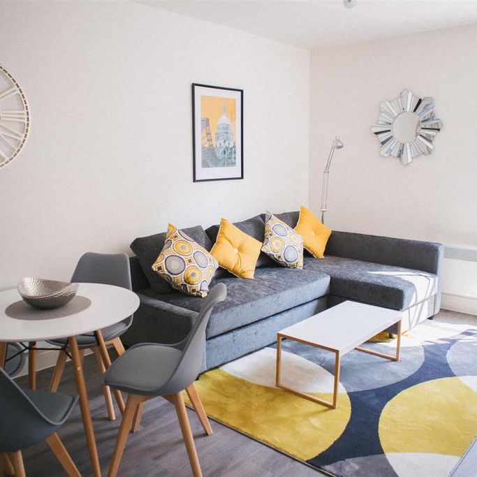 Studio to rent - Photo 1