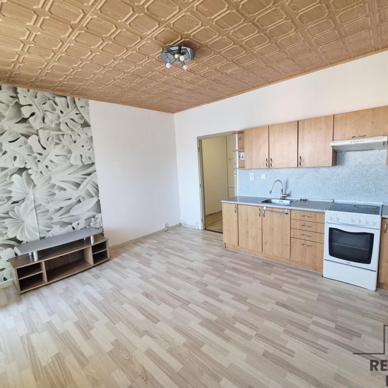 Pronájem bytu 1+kk 32 m2 - Fotografie 1
