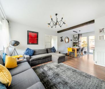 2 bedroom maisonette to rent - Photo 2