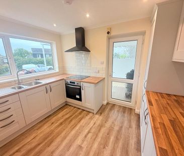 2 bedroom detached bungalow to rent - Photo 5