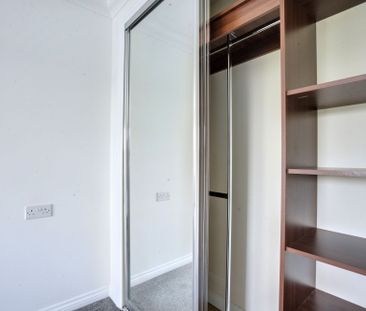 2 bed flat to rent in King Street, Maidstone, ME14 - Photo 1