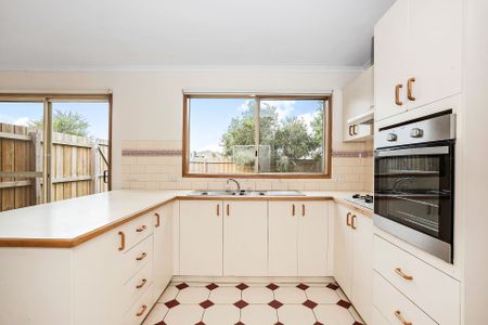 4 Greendale Place, Mount Martha. - Photo 4