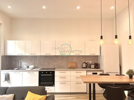 Location Appartement 2 pièces 42m² MARSEILLE 2ème - Photo 3