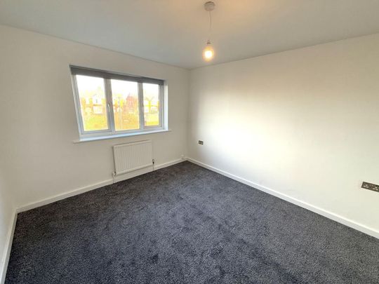 3 bedroom end of terrace house to rent - Photo 1