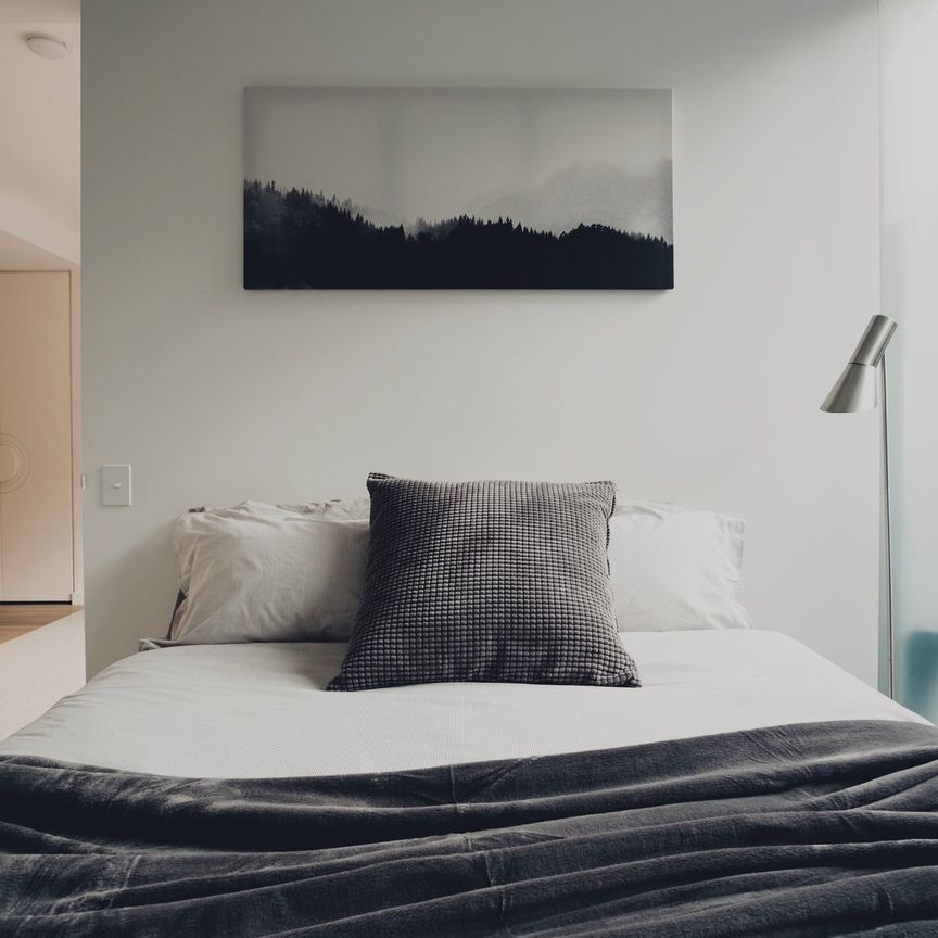 Stylish One-Bedroom Apartment with Oversized Terrace in Prime South Yarra Location - Photo 1