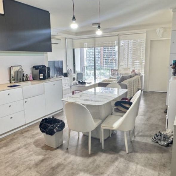 Fully Furnished Luxury Living in Great Location! - Photo 1