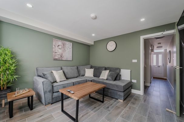 Room in a Shared House, St. Georges Road, CV1 - Photo 1