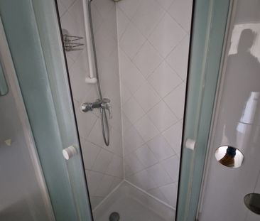Location Appartement 2 pièces 42m² FONTENAY SOUS BOIS 94120 - Photo 5