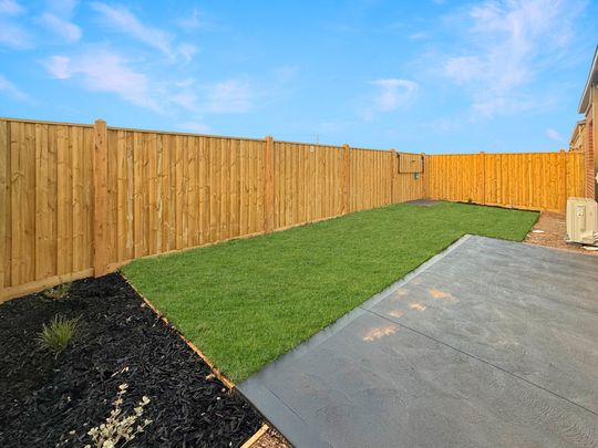 41 Urquhart Road, Tarneit - Photo 1