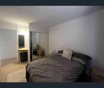 2/19 Leonard Avenue, Surfers Paradise, Qld 4217 - Photo 6