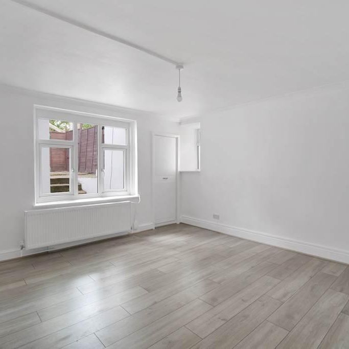 1 bedroom ground floor maisonette to rent - Photo 1