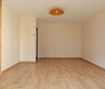 Location Appartement 3 pièces 64m² ST ETIENNE 42100 - Photo 5
