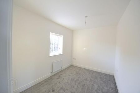 35 Lynn Hall Place, Bangor, BT19 1XP - Photo 4