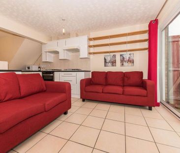 6 bedroom house to rent - Photo 3