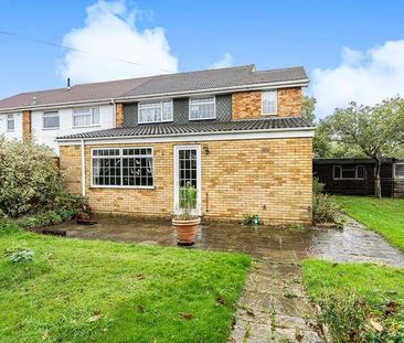 Jordans Close, Stanwell, Staines-upon-thames, TW19 - Photo 6