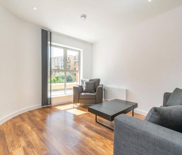 2 bedroom flat to rent - Photo 1