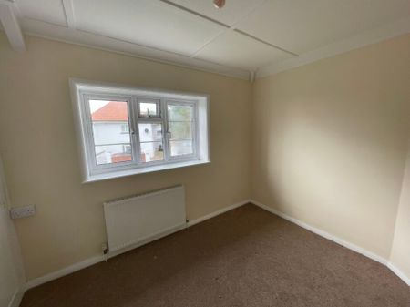 Langland Bay Rd, Swansea, SA3 - Photo 3