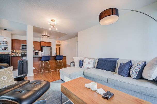 For Lease - 19 Grand Trunk Crescent Unit# 2006, Toronto, Ontario - Photo 1