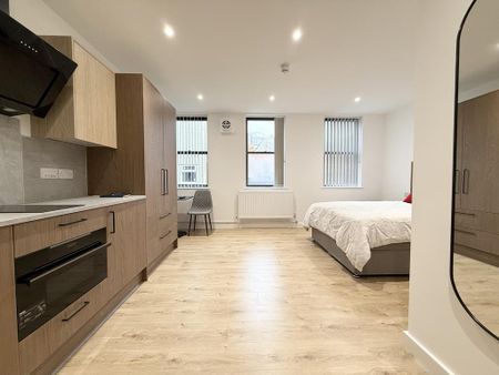 Studio to rent - Photo 2