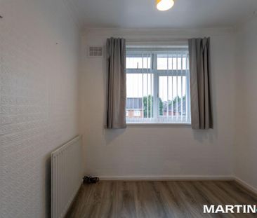 3 bedroom semi-detached house to rent - Photo 6