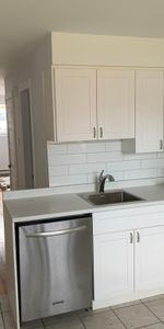 Logement 5 ½ demi-sous-sol | Chomedey, Laval - Photo 3