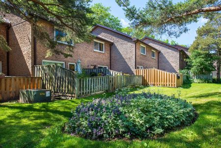 Clairton Village - Photo 5