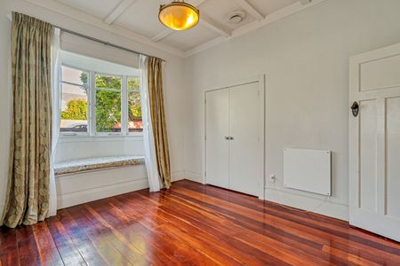 Sitting Pretty in Waterview! - Photo 5