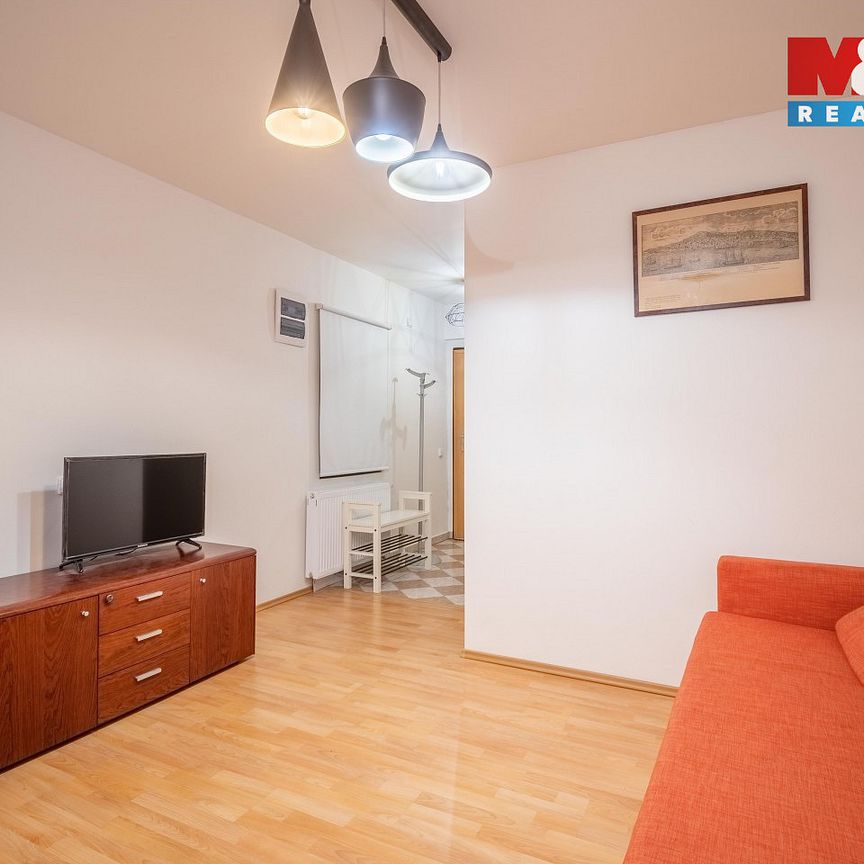 Pronájem bytu 3+kk 60 m² - Fotografie 1