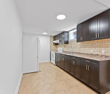 For Lease - 502 Westmount Avenue Unit# LOWER, Toronto, Ontario - Photo 6
