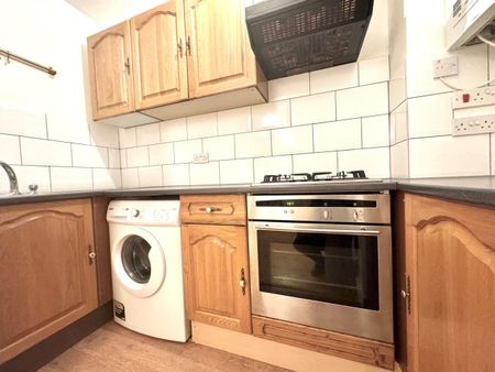 1 Bed Flat, Stoke Newington, N16 - Photo 3