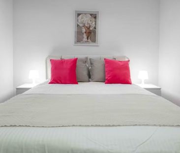 Carrer de Muntaner, Barcelona, Catalonia 08021 - Photo 5