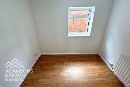 4 bedroom property to rent - Photo 3