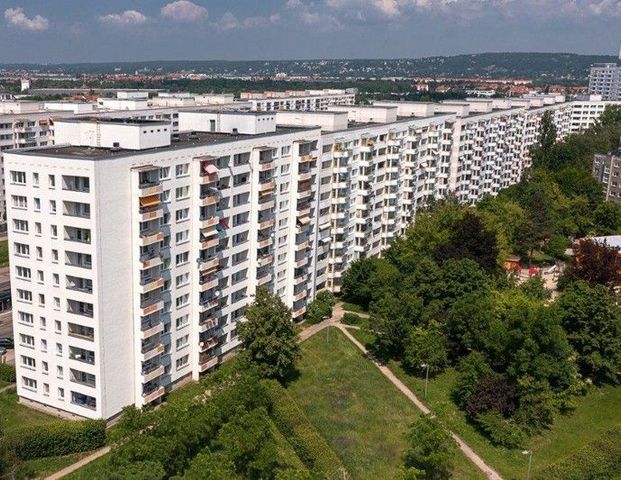 2 Raum Wohnung mit Dusche und einer schönen Aussicht! - Photo 1