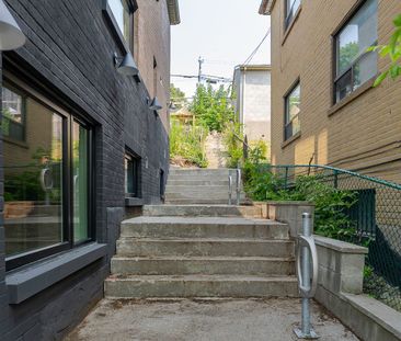 For Lease - 1254 Davenport Road Unit# 1, Toronto, Ontario - Photo 4