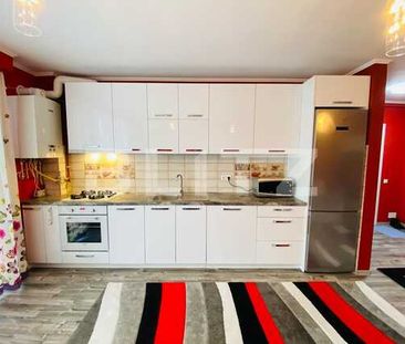 Apartament cu 2 camere, 50 mp, mobilat lux, parcare, zona Piata 1 Mai - Photo 4