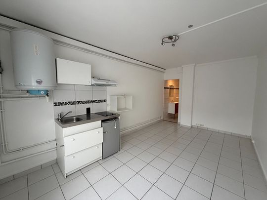 Location Appartement 1 pièce 18m² - Photo 1